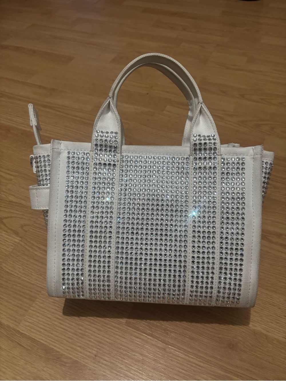 Marc Jacobs White Crystal-Embellished Tote - Picture 2 of 10